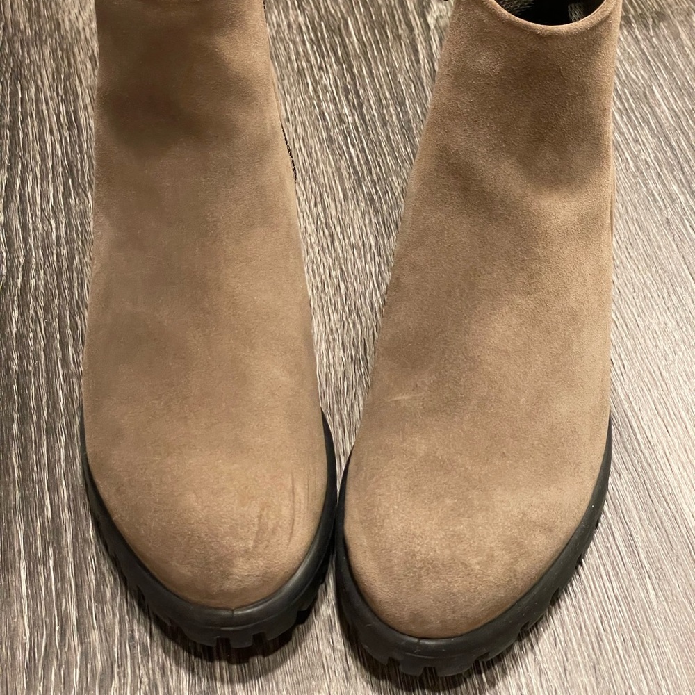 Women’s Ecco Boots